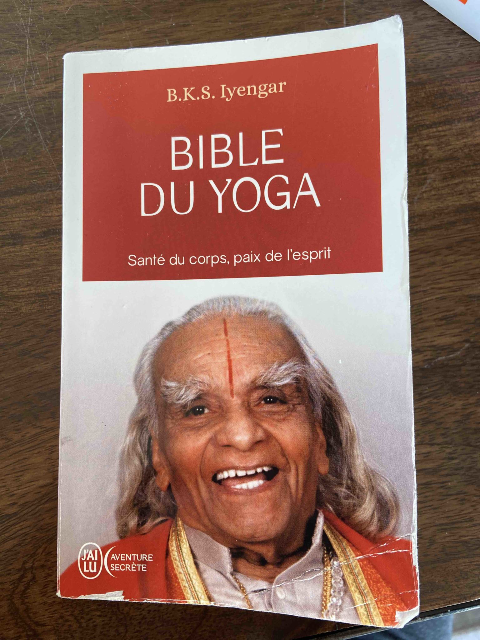 La Bible Du Yoga Iyengar - Greens ＆Roses Cours De Yoga à Selestat Et ...